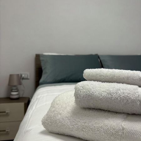 B&B Stella Somma Lombardo Ngoại thất bức ảnh